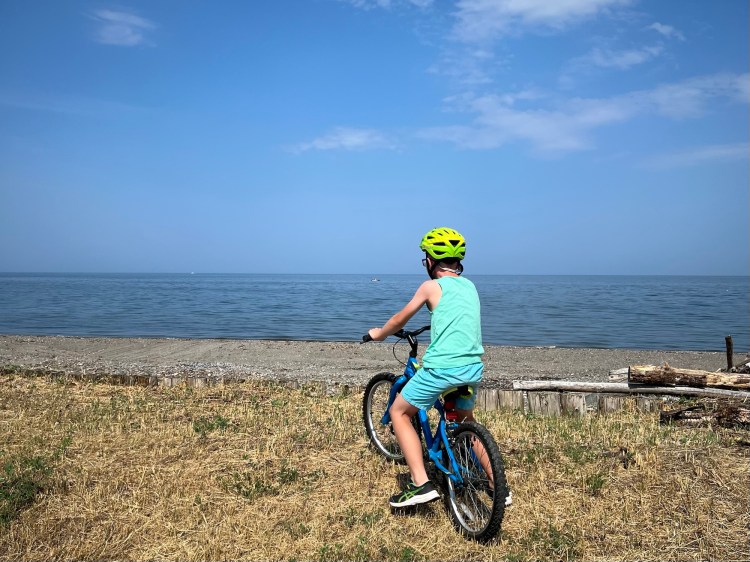 Guiding a Neurodiverse Child through the Anxious&nbsp;Generation